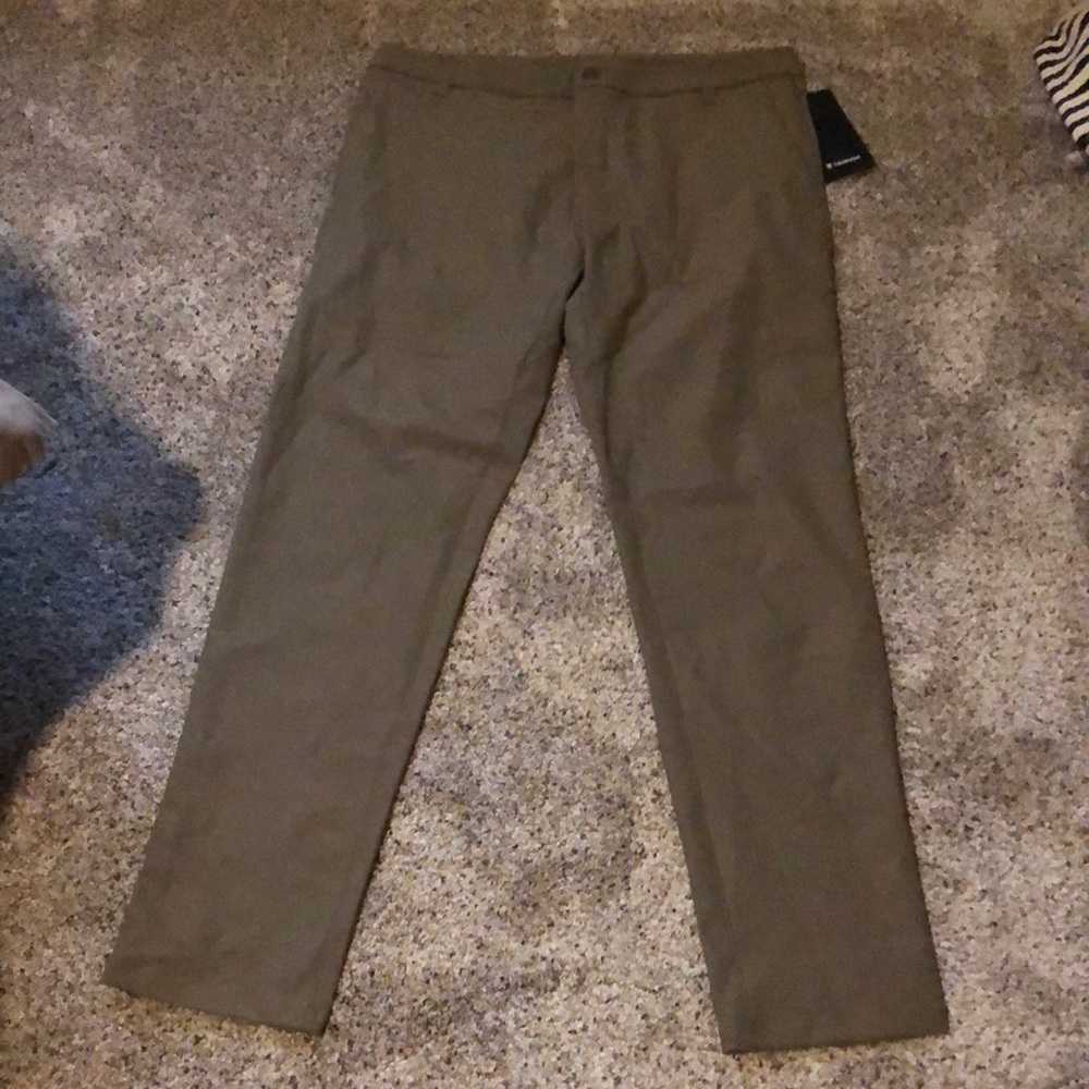 Men’s Lululemon Commission Pant, 36x34